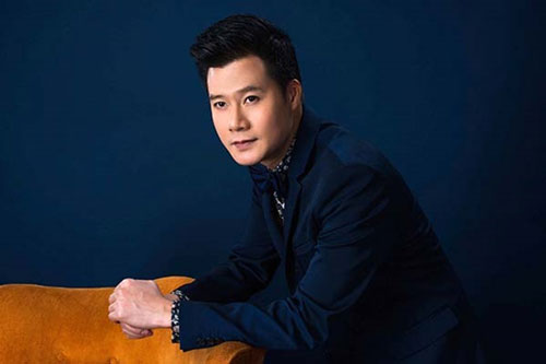 Quang Dũng làm 'chàng thơ' của Huy Tuấn