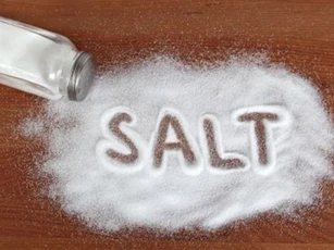 6 dấu hiệu tố cáo bạn đang ăn quá nhiều muối, cần thay đổi ngay trước khi sinh bệnh