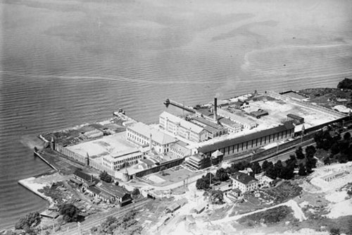 Cuộc đời như phim của "Chúa tể đao phủ" đáng sợ nhất New York