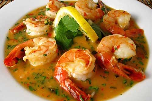 Những sai lầm khi cho bé ăn tôm, thương con như thế bằng 10 hại con