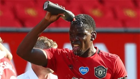 Huyền thoại M.U cho rằng Solskjaer đang sử dụng Pogba sai vị trí