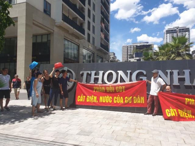 Sự thật về việc chủ đầu tư Thống Nhất Complex cắt điện, nước của cư dân giữa nắng nóng