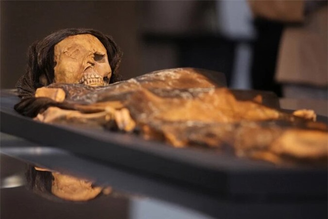 Bí ẩn 2 xác ướp thủ lĩnh đầy hình xăm 2200 tuổi ở Nga