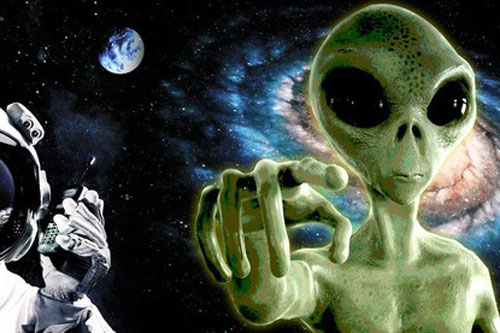 Khái niệm về người ngoài hành tinh có từ khi nào?