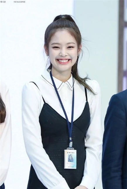 Những ngôi sao nữ Hàn Quốc sở hữu nụ cười hở lợi thu hút đối phương một cách đặc biệt - Ảnh 1