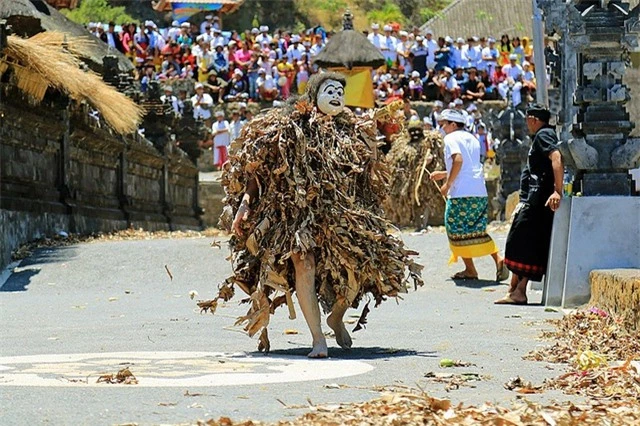 Thử thách khám phá đảo đầu lâu, nơi mai táng theo cách kì dị tại đảo Bali - 8