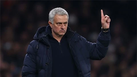 Trợ lý Solskjaer khen ngợi Mourinho là HLV số một tuyệt đối