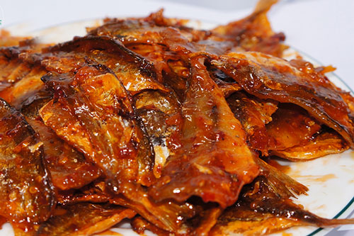 Cách làm cá chỉ vàng rim ngon hết sảy chỉ trong vài phút