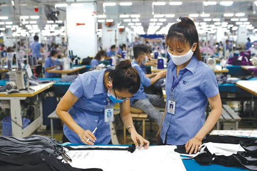 Thúc đẩy liên kết chuỗi: Nhiệm vụ cấp bách với ngành dệt may