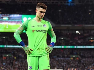 Chelsea 'tiễn' Kepa, giữ chân Van Ginkel