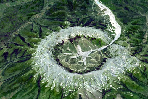 "Núi kho báu" chứa nhiều quặng bạch kim, vàng và kim loại có giá trị cao