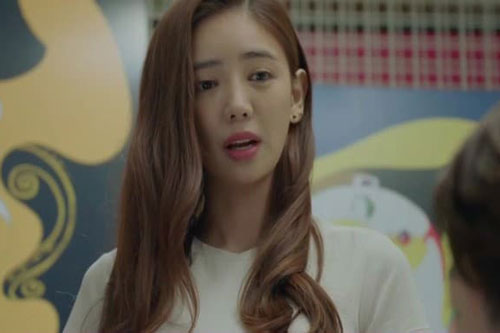 Em chồng bật khóc từ chối khi vợ chồng tôi thế chấp căn biệt thự để gán nợ 5 tỷ, hóa ra tất cả là chờ màn kịch phía sau