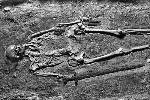 Bộ xương 1.000 năm tuổi bí ẩn khiến các nhà khoa học 'đau đầu' tìm nguồn gốc