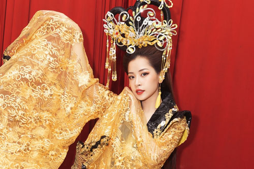 Chi Pu hóa thân thành Kiều Nguyệt Nga