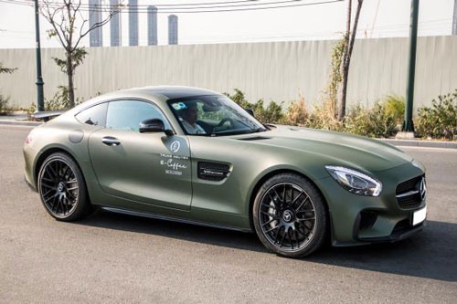 'Lác mắt' trước dàn siêu xe, xe sang của 'Vua cà phê' Đặng Lê Nguyên Vũ