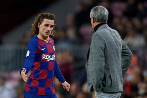 Griezmann và HLV Setien. Ảnh: Getty.