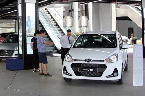 Giao dịch xe tăng 300% khi chính sách giảm 50% phí trước bạ có hiệu lực