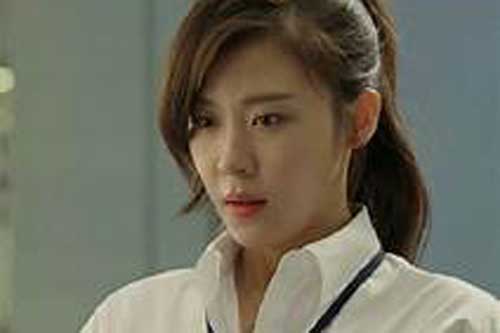 Hùng hổ cùng chị dâu đi đánh ghen, nhận ra nhân tình của anh trai tôi thốt không nên lời