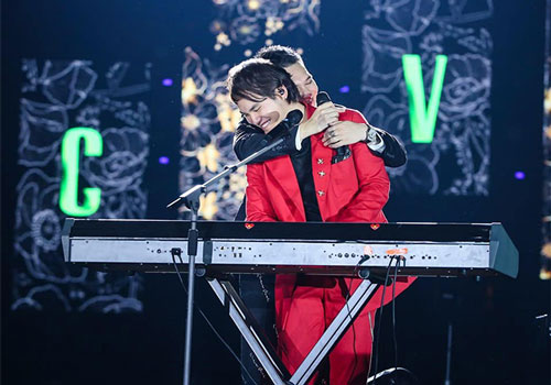 Khắc Việt: 'Tôi thần tượng Khắc Hưng'