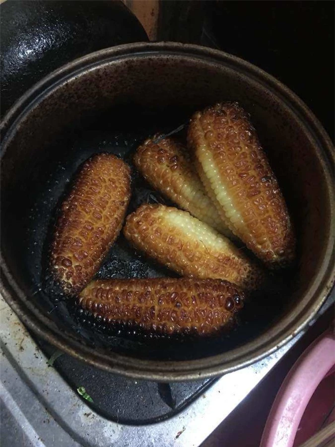 Bạn thân miền biển đi xào mực, nàng sinh viên lẫn dân mạng "chết lặng" khi thấy thành phẩm - 2