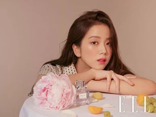 Ji Soo (Black Pink) được ví 'tình đầu quốc dân' trong loạt ảnh mới