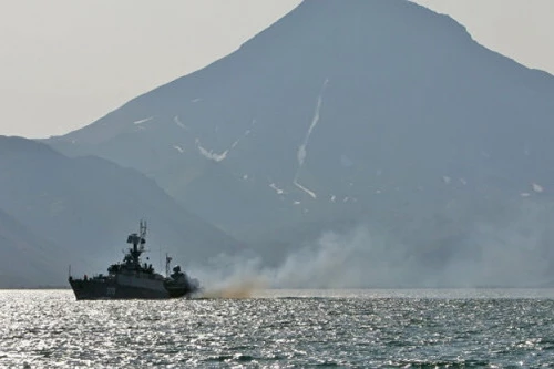 Hải quân Nga vừa tiến hành cuộc tập trận với mục đích răn đe Nhật Bản. Ảnh: TASS.