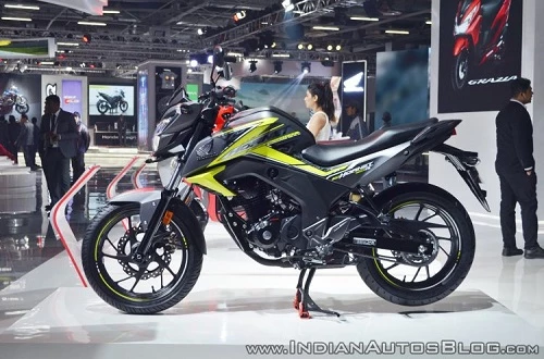 Honda CB Hornet 160R.