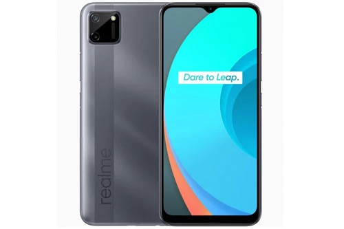 Cung cấp sức mạnh cho Realme C11 là vi xử lý MediaTek Helio G35 (12 nm) lõi 8 với tốc độ tối đa 2,3 GHz, GPU PowerVR GE8320 (680 MHz). RAM 2 GB/ROM 32 GB, có khay cắm thẻ microSD với dung lượng tối đa 256 GB. Hệ điều hành Android 10, Realme UI 1.0.