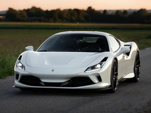 Ferrari F8 Tributo mạnh mẽ hơn sau khi qua tay hãng độ Novitec