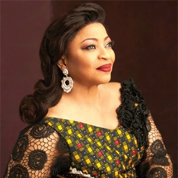 Folorunsho Alakija - nữ doanh nhân giàu nhất Nigeria