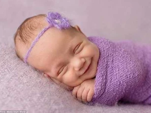 Trẻ có 3 dấu hiệu này khi ngủ chứng tỏ rất thông minh và đang phát triển tốt