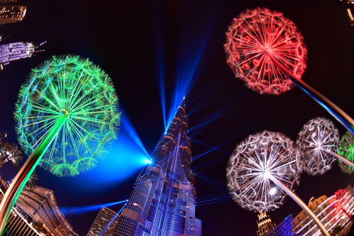 Vẻ đẹp tuyệt tác của tòa nhà cao nhất thế giới xuyên giữa tầng mây