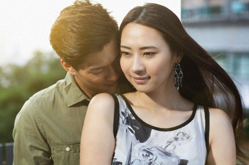 Chồng phát hiện trong nhà chỉ có 1 lọ muối vừng còn tủ lạnh trống trơn sau chuyến đi công tác, phản ứng của anh sau khi biết nguyên do khiến cô vợ bật khóc