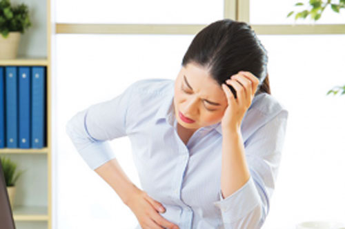 5 tác hại khôn lường tới sức khỏe nếu bạn ngủ ngay sau khi ăn trưa