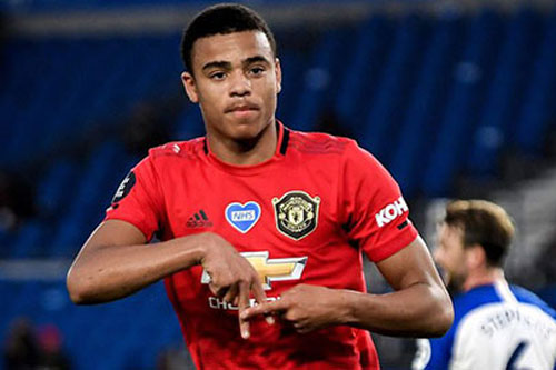 Greenwood "xô đổ" thành tích của đàn anh Rashford