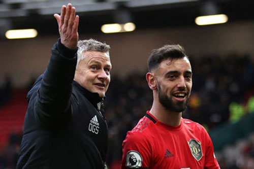 Solskjaer 'nổ' tung trời, Fernandes không muốn nói quá nhiều về mình và Pogba