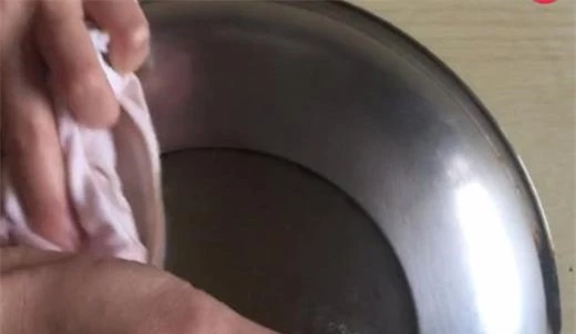 Trộn kem đánh răng với baking soda, được thứ dung dịch "vạn năng" bà nội trợ nào cũng muốn có - 10