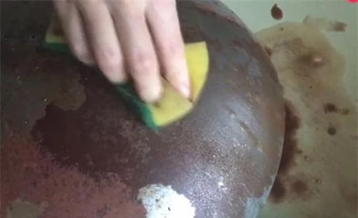 Trộn kem đánh răng với baking soda, được thứ dung dịch "vạn năng" bà nội trợ nào cũng muốn có - 8
