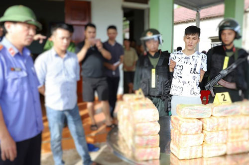 Hà Tĩnh: Bắt “ông trùm” đứng sau vụ vận chuyển 2 ba lô chứa đầy ma túy