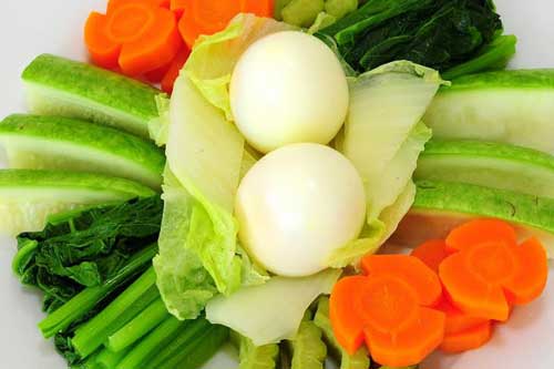 Sai lầm khi luộc rau khiến bạn vô tình vứt chất bổ đi ăn chất độc vào, nhiều bà nội trợ vẫn mắc phải