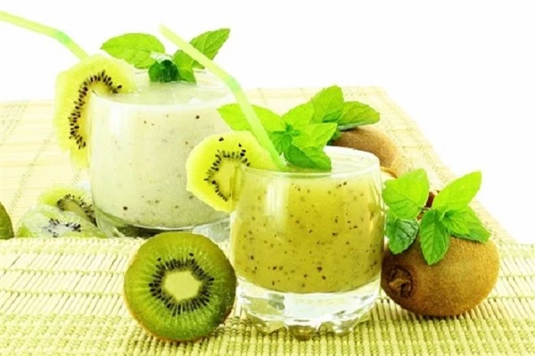 Cách làm sinh tố kiwi chuối