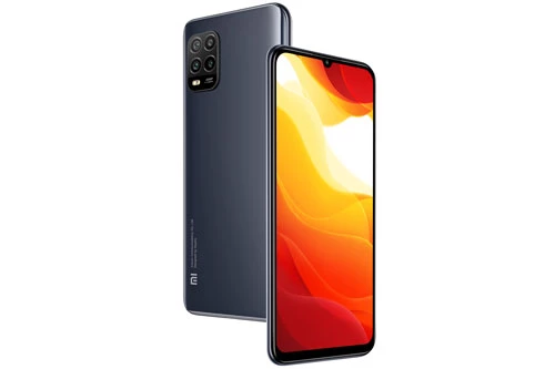 Sức mạnh phần cứng của Xiaomi Mi 10 Lite 5G đến từ vi xử lý Qualcomm Snapdragon 765G (7nm) lõi 8 với xung nhịp tối đa 2,4 GHz, GPU Adreno 620. Vi xử lý này được tích hợp sẵn modem X52 thu sóng 5G. RAM 6 GB/ROM 64 GB hoặc RAM 8 GB/ROM 128 GB, có khay cắm thẻ microSD nhưng chưa rõ dung lượng tối đa. Hệ điều hành Android 10.0, được tùy biến trên giao diện MIUI 11.