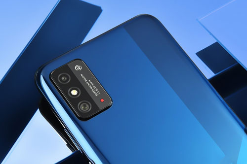 Smartphone 5G, RAM 8 GB, pin 5.000 mAh, giá hơn 8 triệu