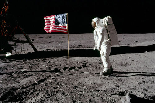 NASA lần đầu mở kho mẫu vật lấy từ Mặt Trăng cách đây hơn 40 năm