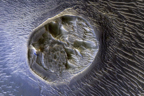 Bí ẩn về ‘vết sẹo’ bất thường trên sao Hỏa