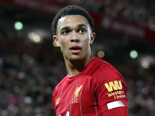 Alexander-Arnold mơ làm đội trưởng, sánh vai Messi & Ronaldo