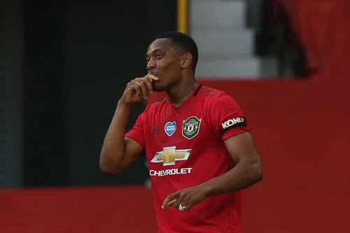 =4. Anthony Martial (giá trị chuyển nhượng: 43,2 triệu bảng).