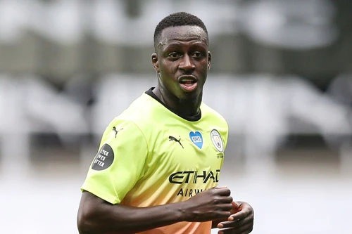 Hậu vệ: Benjamin Mendy (Man City).