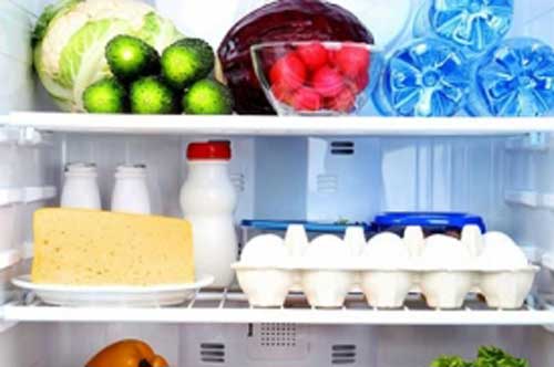 Thói quen bảo quản sữa trong tủ lạnh sai lầm hầu như mẹ nào cũng mắc