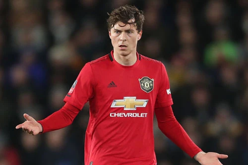 =9. Victor Lindelof (giá trị chuyển nhượng: 25,2 triệu bảng).